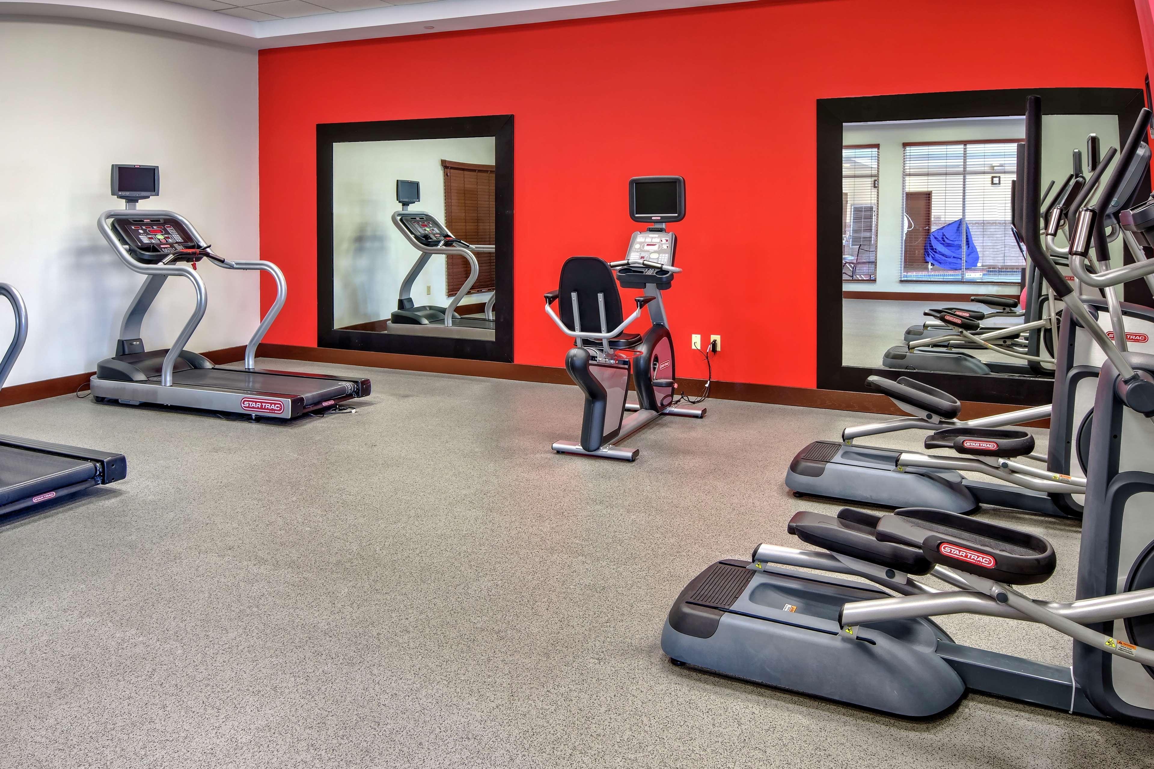 Hilton Garden Inn Midtown Талса Екстер'єр фото