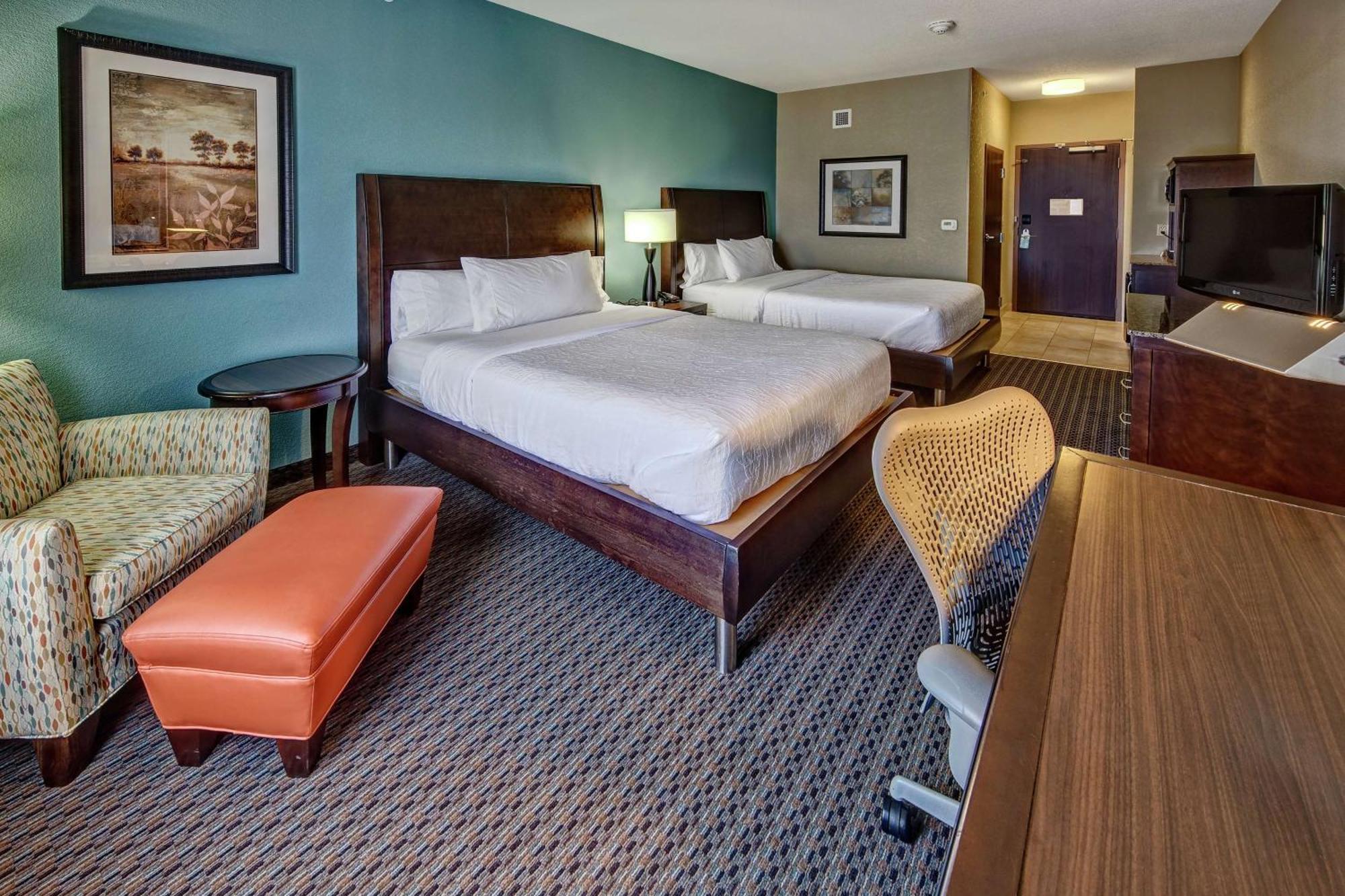 Hilton Garden Inn Midtown Талса Екстер'єр фото