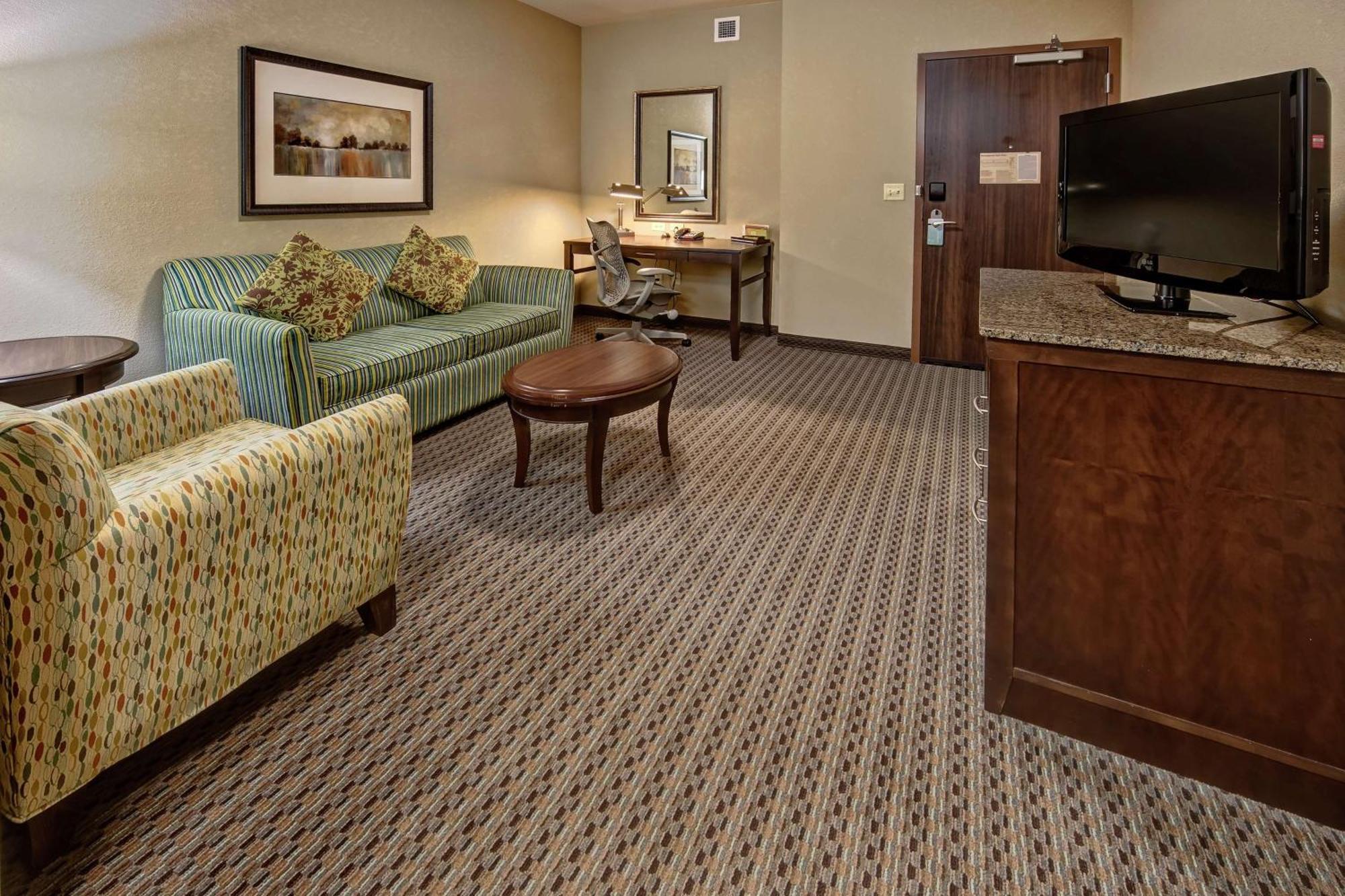 Hilton Garden Inn Midtown Талса Екстер'єр фото