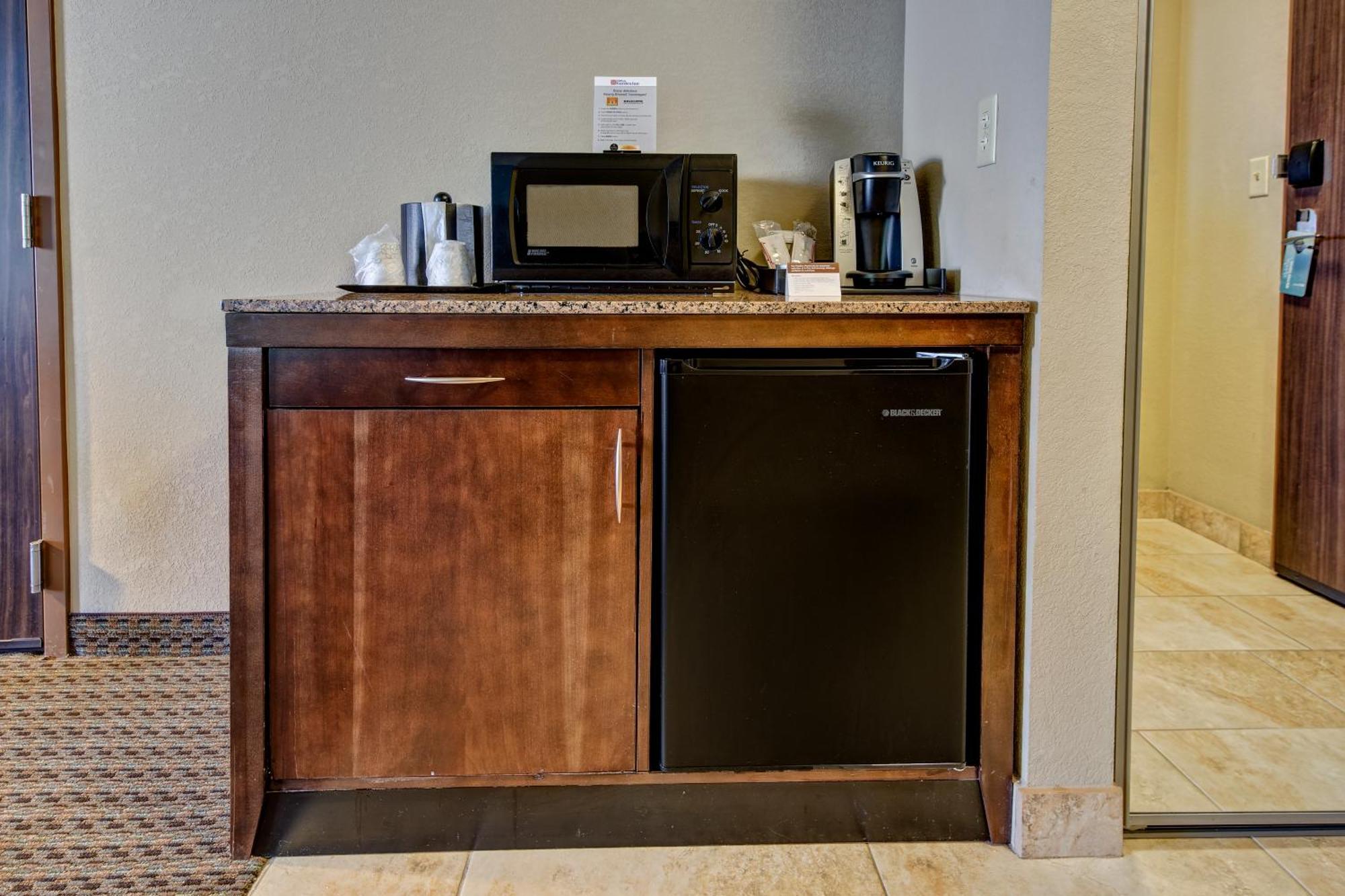Hilton Garden Inn Midtown Талса Екстер'єр фото