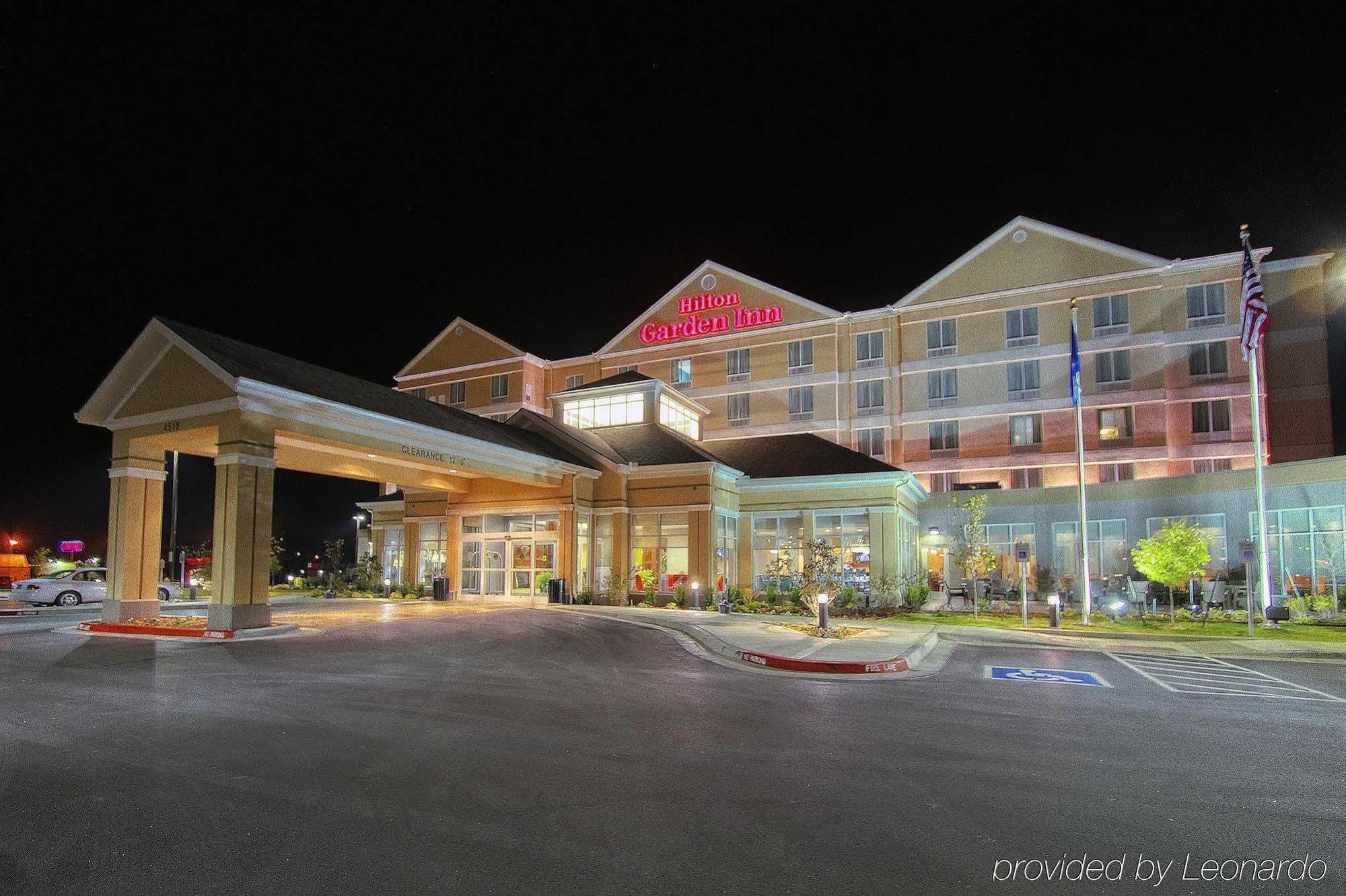 Hilton Garden Inn Midtown Талса Екстер'єр фото